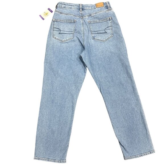 AEO Curvy Mom Jeans Womens 10 Regular Lt Wash Classic Minimal Preppy Normcore - Picture 3 of 16